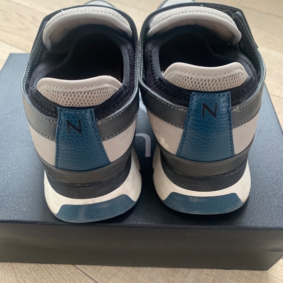 Naturalizer Taryn Gray Sneakers - Picture 8 of 10